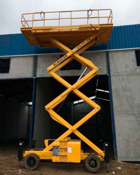 Alpelospa alquiler de grúas y elevadores 8