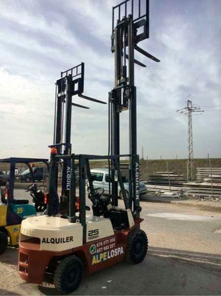 Alpelospa alquiler de grúas y elevadores 9